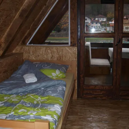 Alfa Apartman *